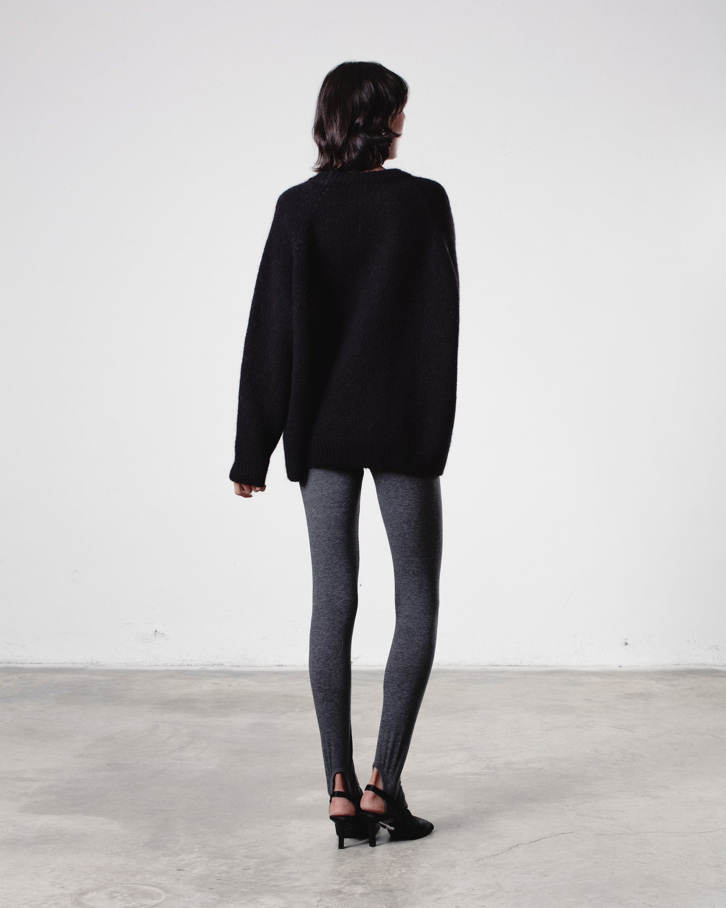NINA CREW NECK