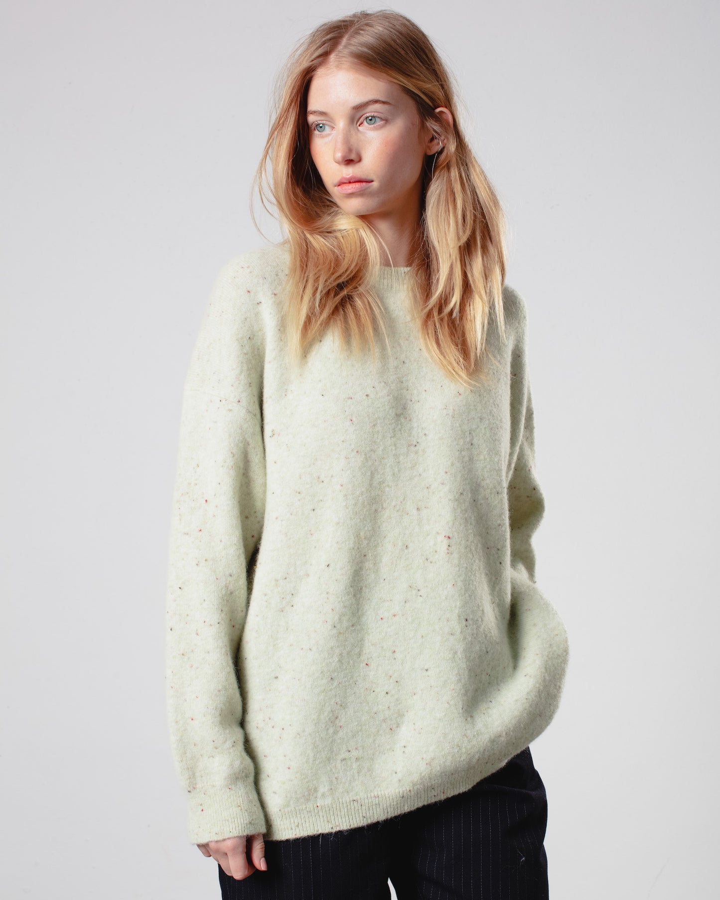 MEGAN CREWNECK