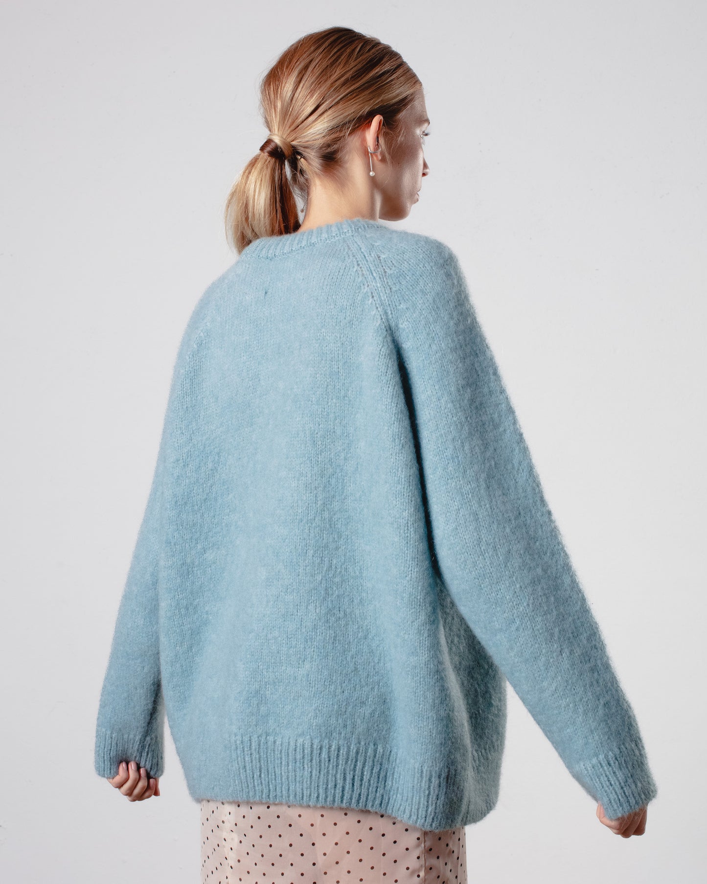 NINA CREW NECK
