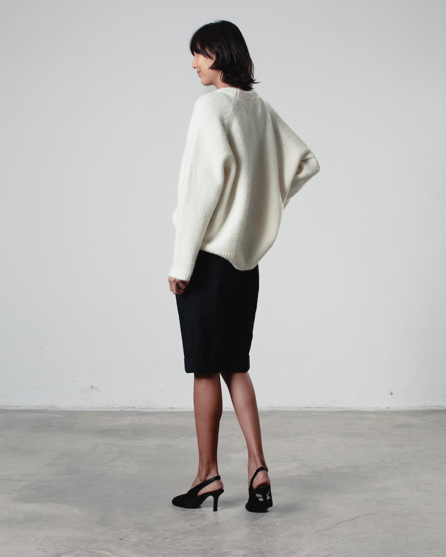 NINA CREW NECK