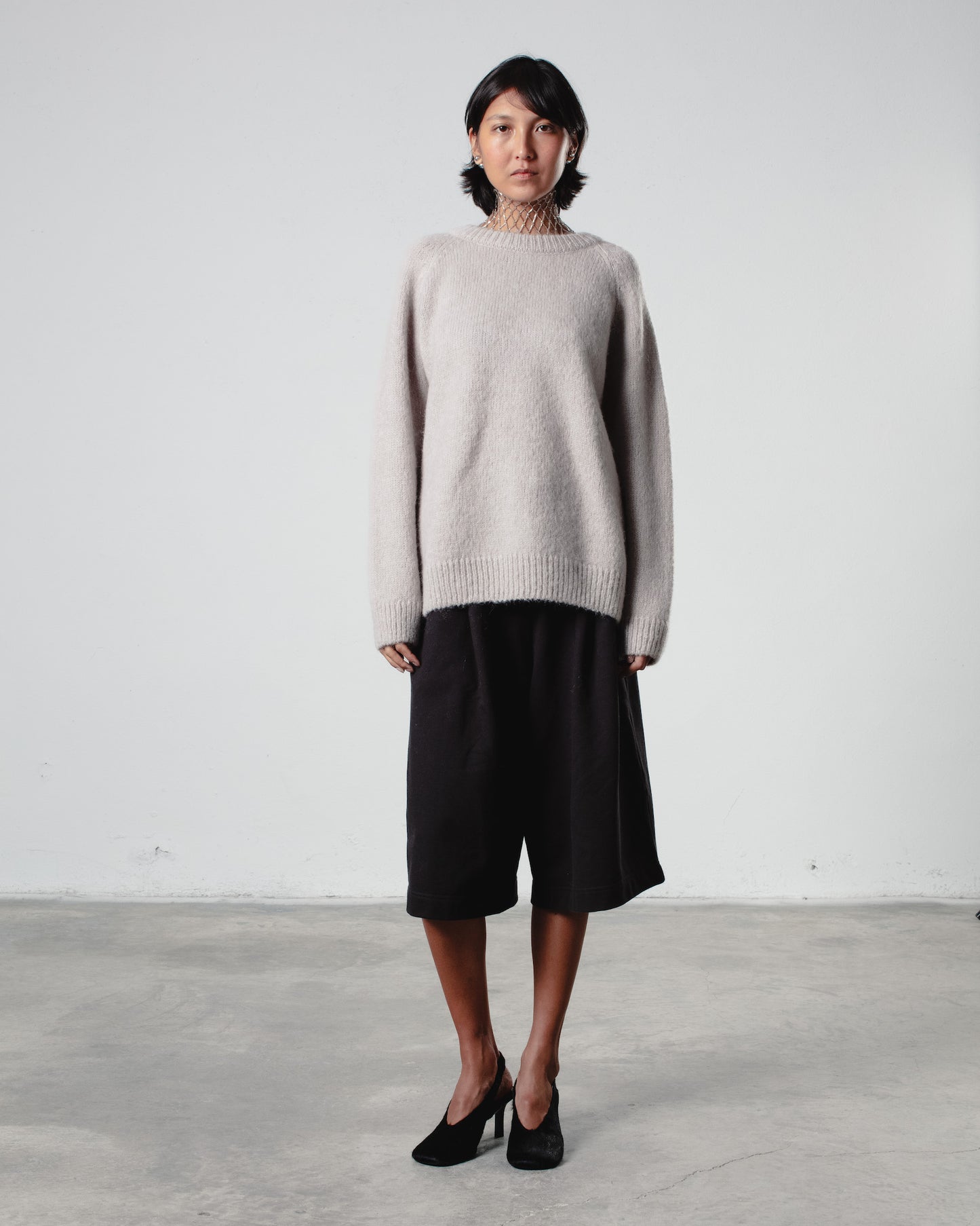 NINA CREW NECK