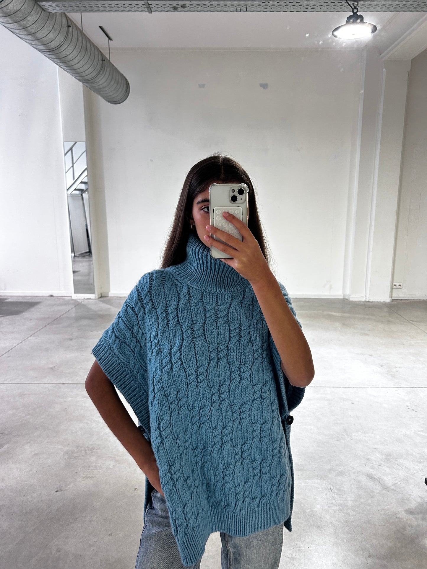 VERNE CABLE VEST - ARCHIVE