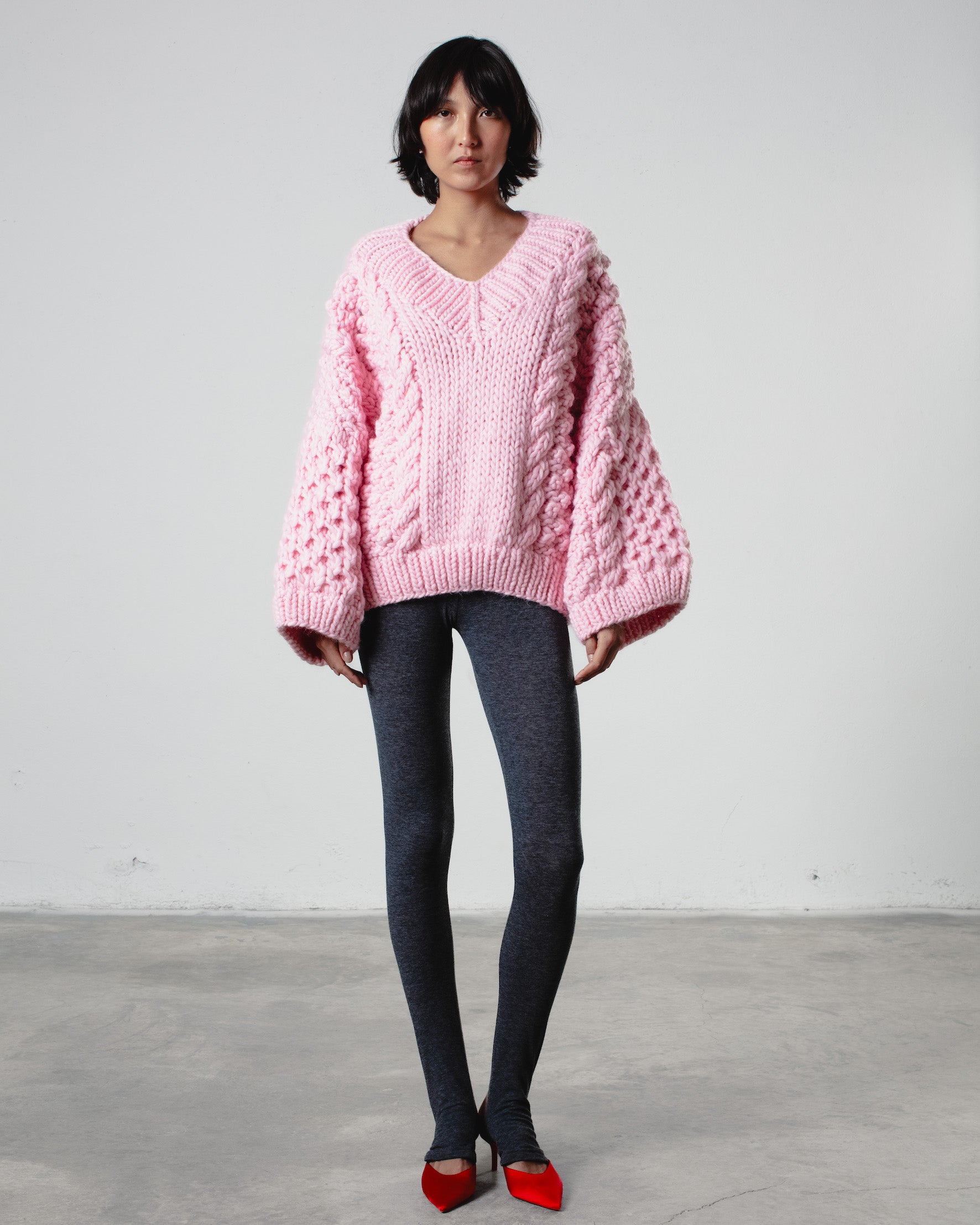 Mr Mittens I Knitwear I HONEY V NECK