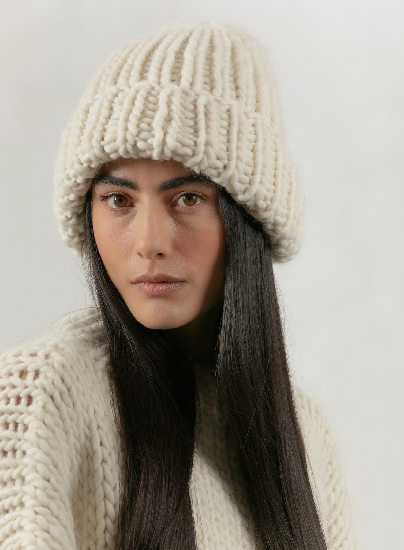 Модные головные уборы осень-зима 2022-2023 Модные головные уборы, Головные уборы